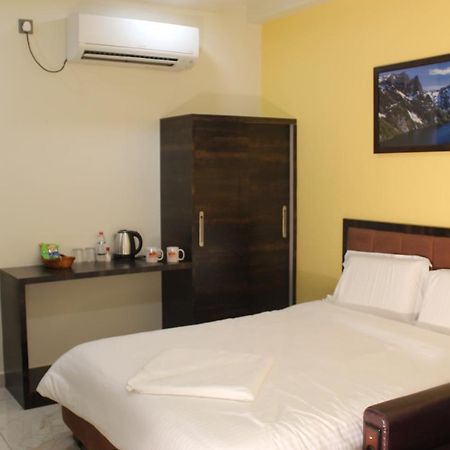 Hotel Kumbhakarna Guntur Ngoại thất bức ảnh