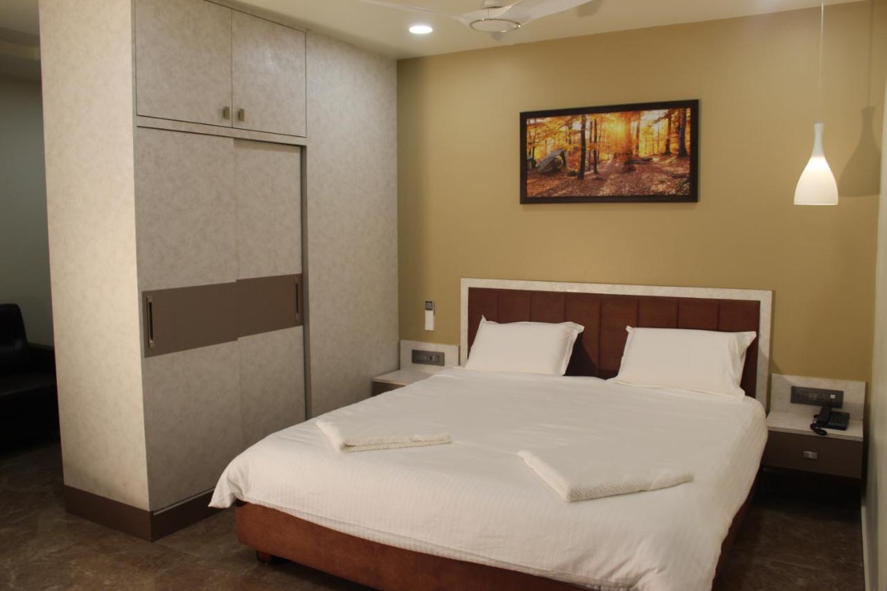 Hotel Kumbhakarna Guntur Ngoại thất bức ảnh